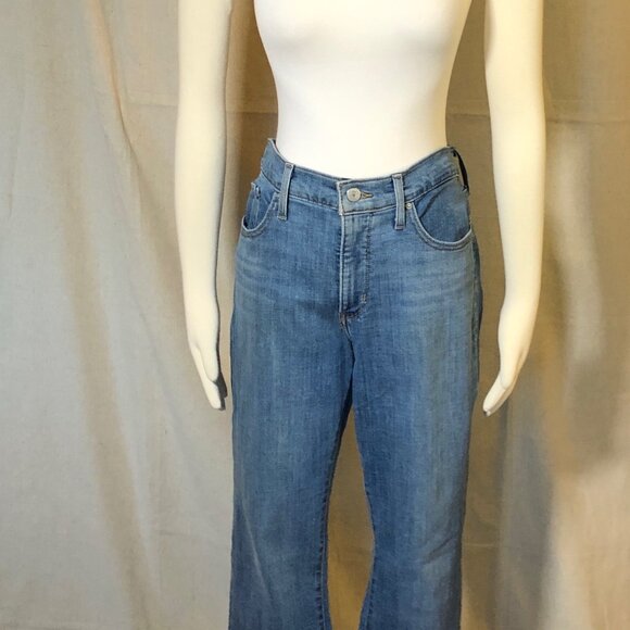 Levi's 315 Shaping Bootcut Jean 31 - Picture 2 of 10